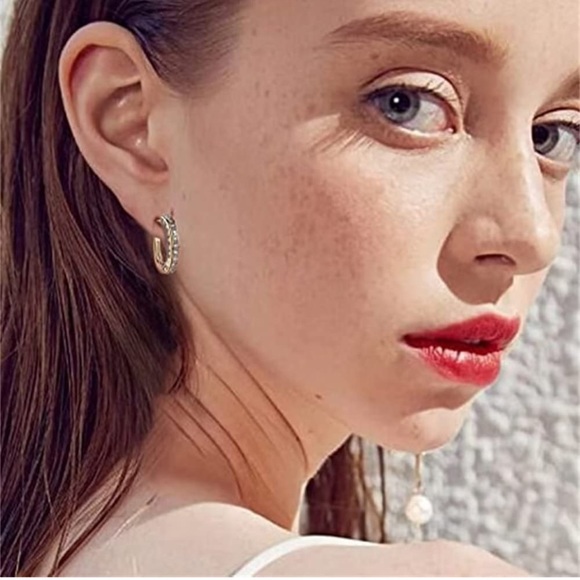 🆕 Three-sided Full Rhinestone Huggie Hoop Golden Earrings - Picture 3 of 4